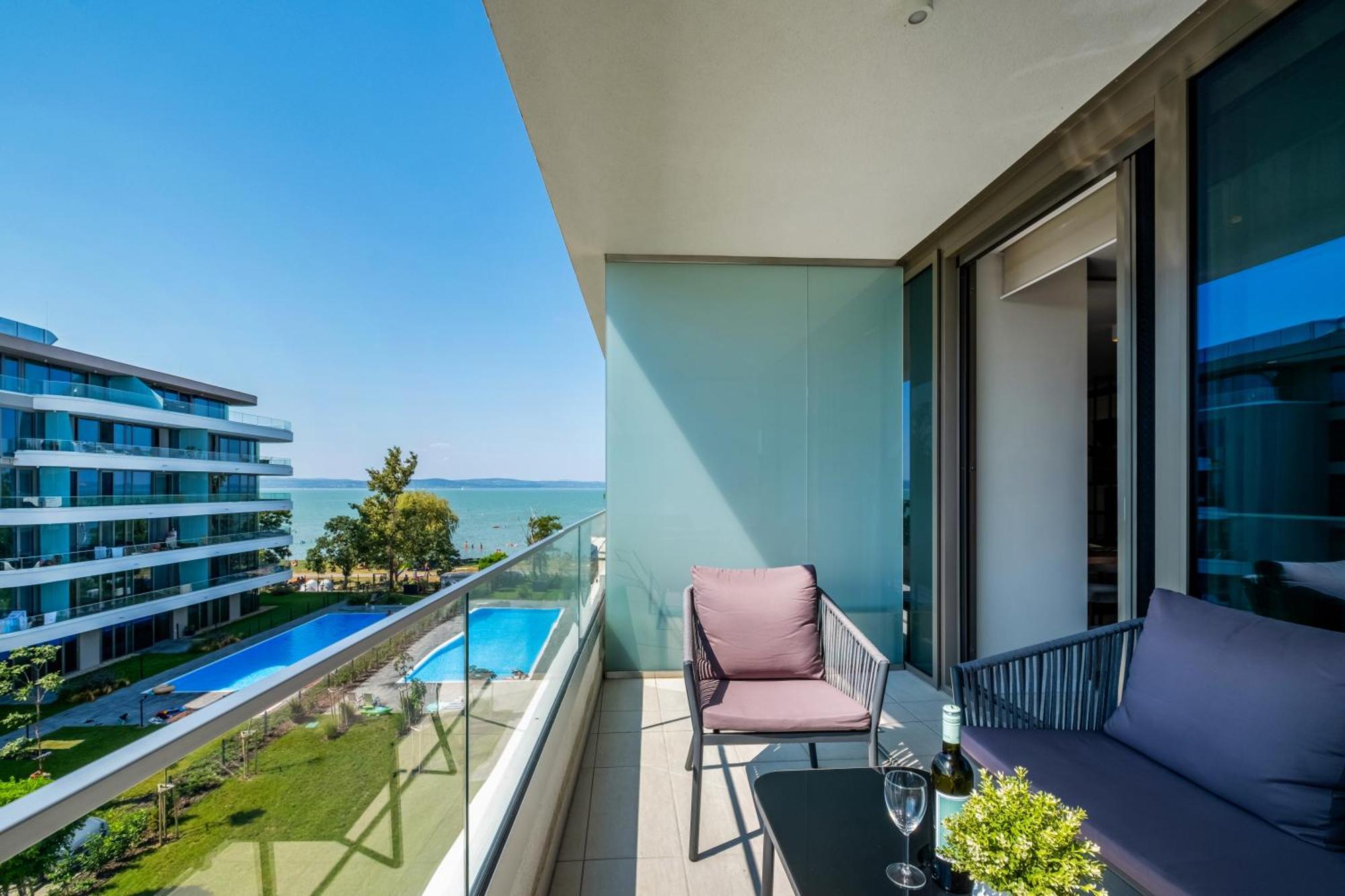 Myflat Wave Luxury 44 Suite シオーフォク エクステリア 写真